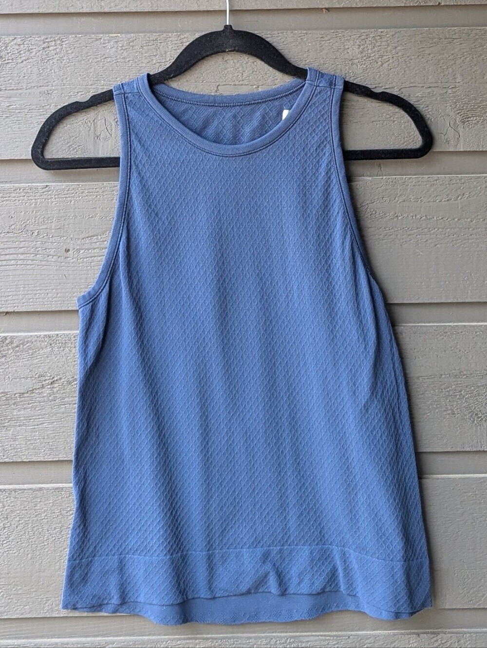 Athleta Dark Blue Textured Crew Tank Top Size Medium Stretchy